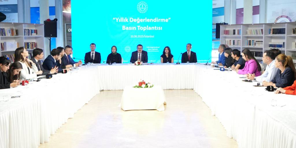 Bakan Tekin 