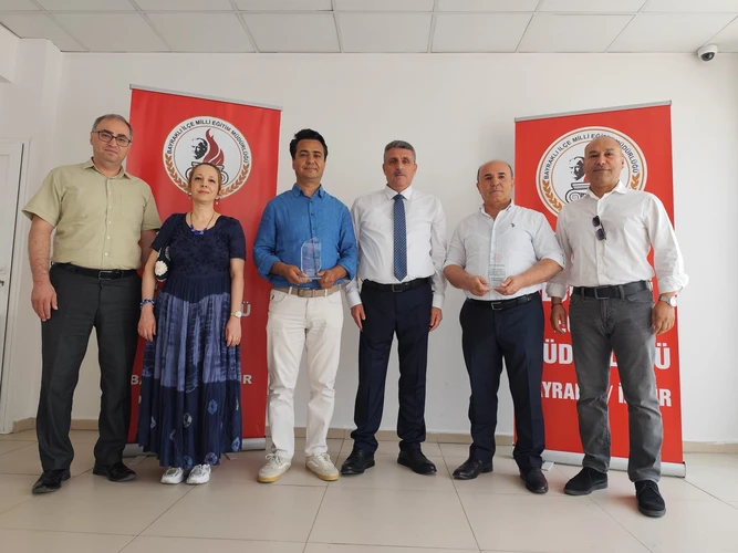 Bayraklı’da sene sonu okul müdürleri toplantısı gerçekleştirildi