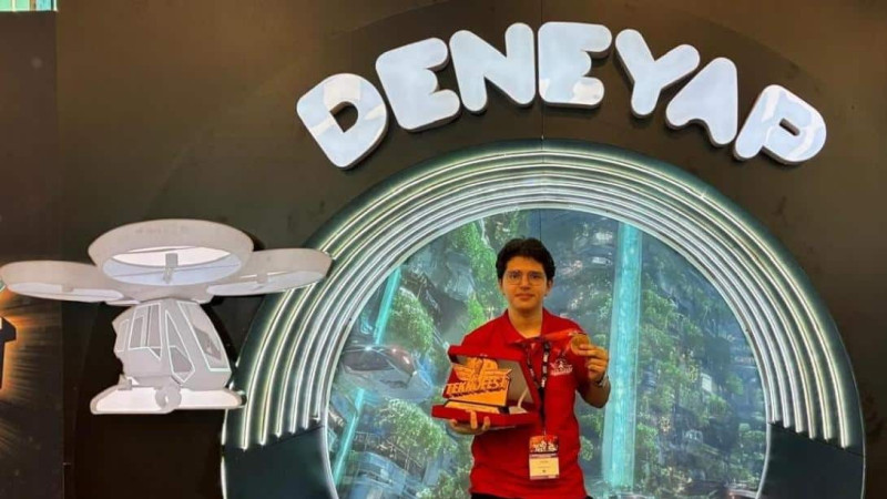 Utku Çetin, TEKNOFEST’te Makeathon kategorisinde Türkiye üçüncüsü oldu!