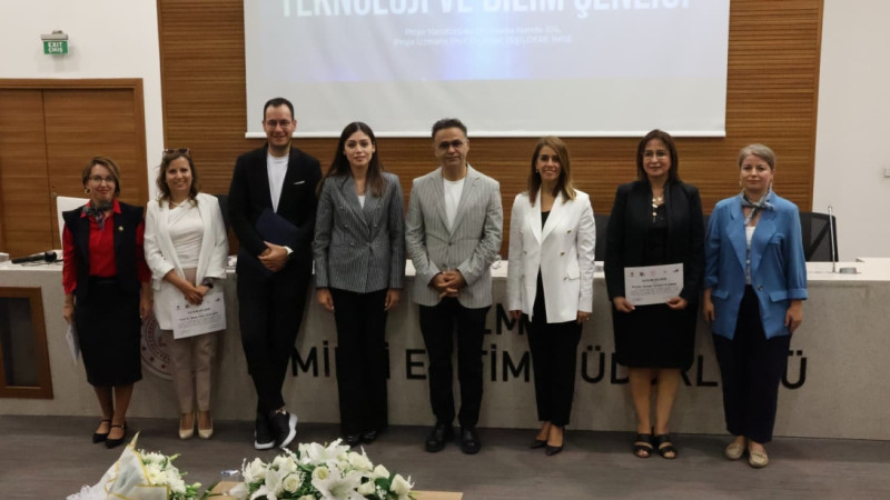 İzmir’de “Teknoloji ve Bilim Şenliği” Kapanış Programı Gerçekleştirildi