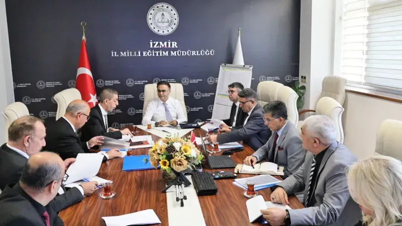 İzmir İl Millî Eğitim Müdürü Dr. Ömer Yahşi’den Güçlü Planlama