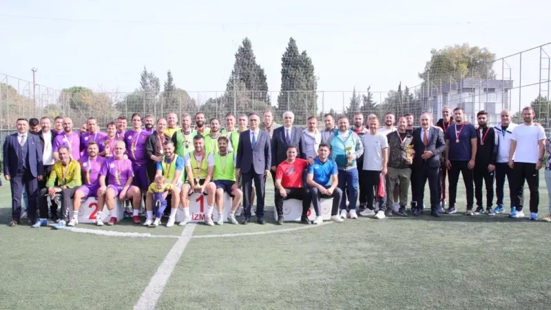 Buca İlçe MEM Futbol Takımı İzmir Birincisi Oldu