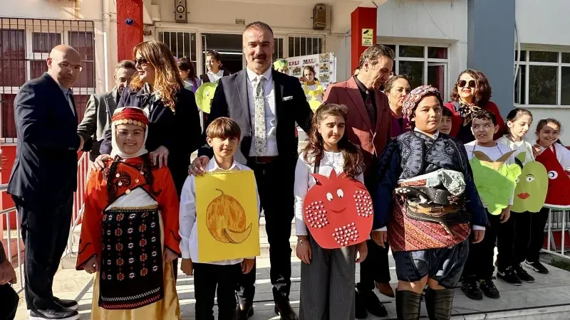 Güzelbahçe’de Tutum, Yatırım ve Türk Malları Haftası etkinlikleri yapıldı