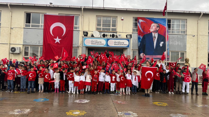 Aliağa Şehit Sebahattin Karakaplan İlkokulunda Millî Birlik Etkinliği