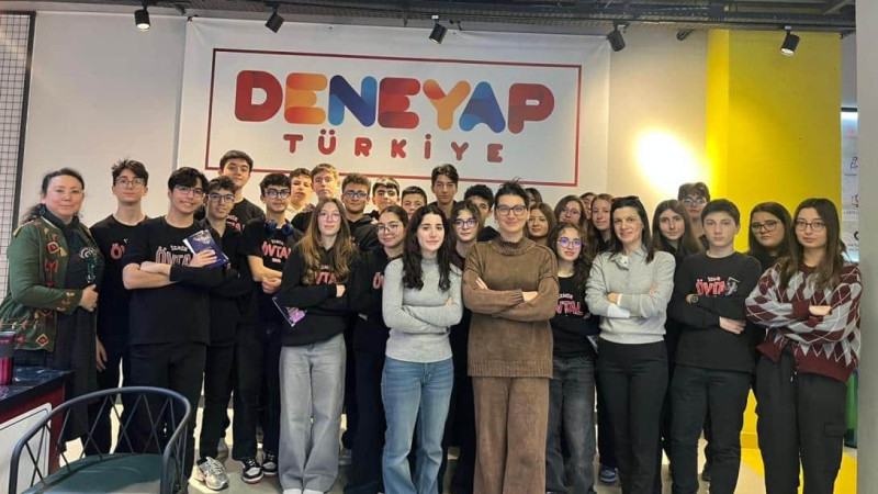 İzmir İl Millî Eğitim Müdürlüğünden Gençliğe Büyük Yatırım