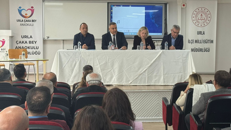 Urla’da 2025-2026 Eğitim Öğretim Yılı İkinci Dönem Toplantısı Yapıldı