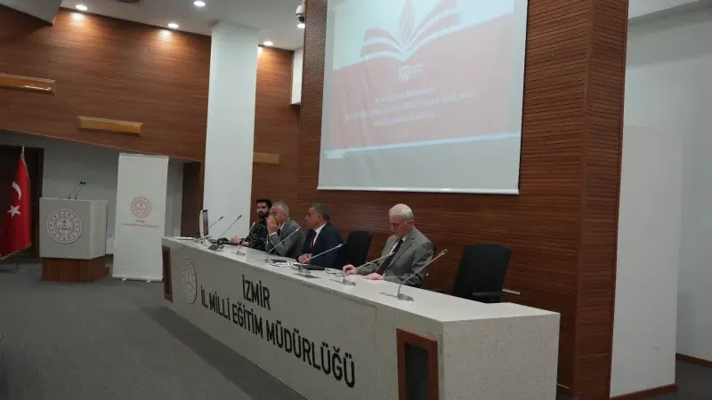 İzmir İl Millî Eğitim Müdürlüğünde açık öğretim sınav toplantısı