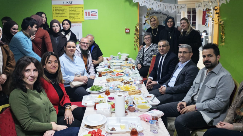 Gaziemir İlçe Milli Eğitim Müdürü Erhan ATİLLA İftar Programına Katıldı