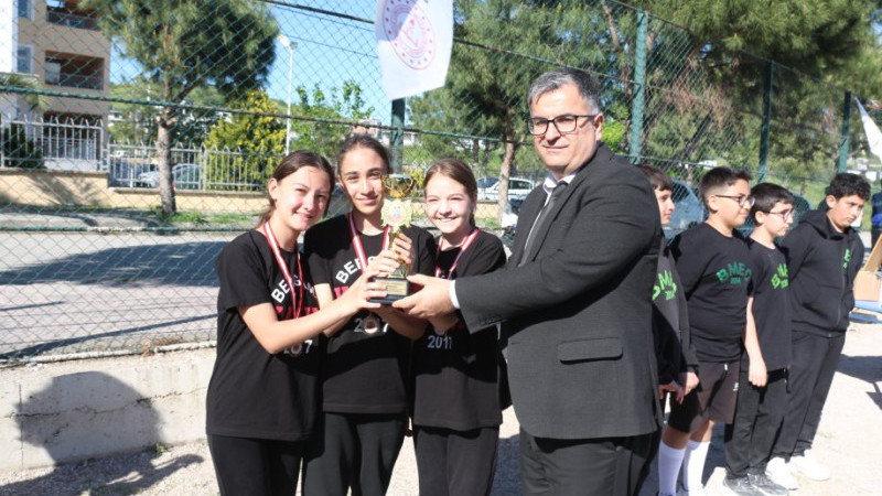 Bergama’da çocuklar bocce turnuvasında buluştu