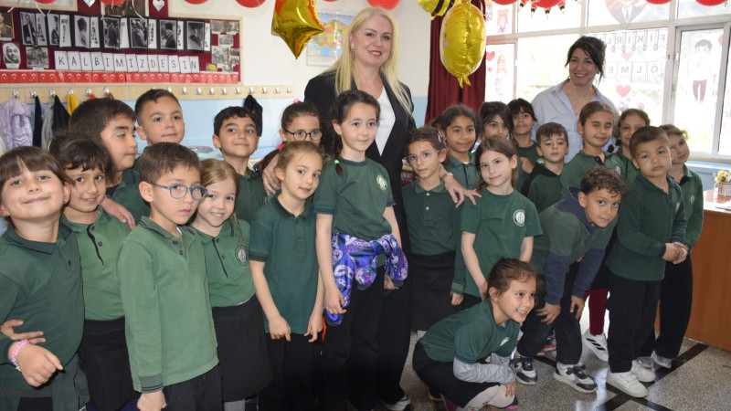 Eğitimde yerinde yönetim anlayışı: Arzu Günaydın öğretmen ve öğrencilerle buluştu