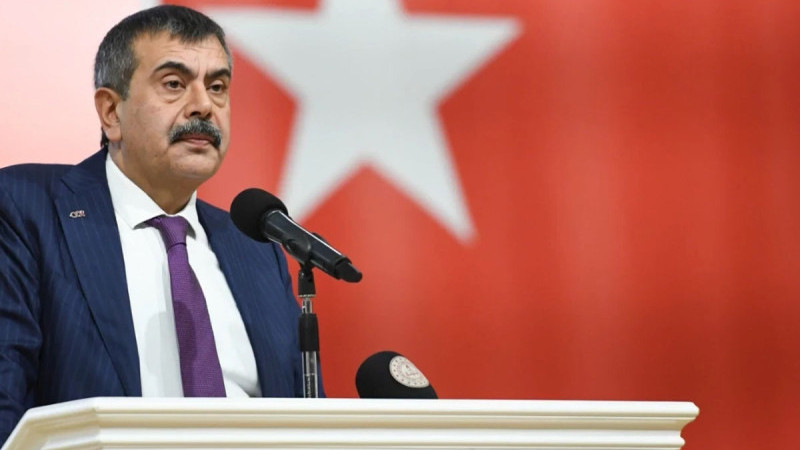 Milli Eğitim Bakanı Tekin'den 23 Nisan mesajı