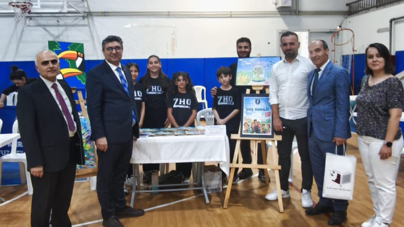 Karabağlar’da “Küçük Eller Güçlü Kalemler” Sergisi Açıldı