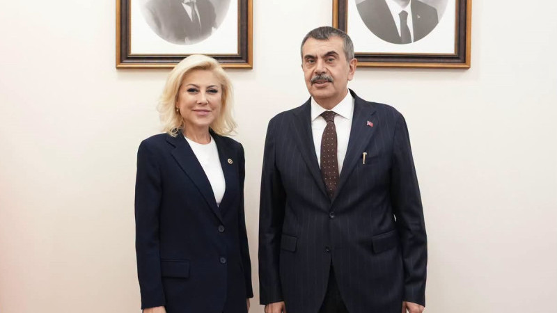 AK Partili Bursalı, Bakan Tekin ile İzmir'i görüştü
