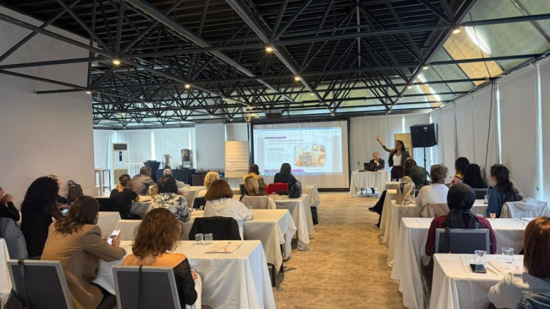 Yabancı uyruklu öğrenciler için İzmir’de kapsayıcı eğitim semineri