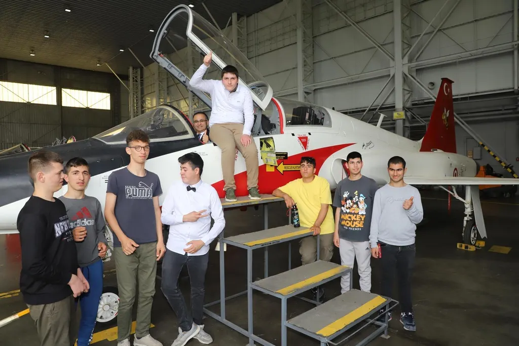 İzmir İl Milli Eğitim Müdürlüğü, '2 Nisan Otizm Farkındalık Günü’nde fark yarattı