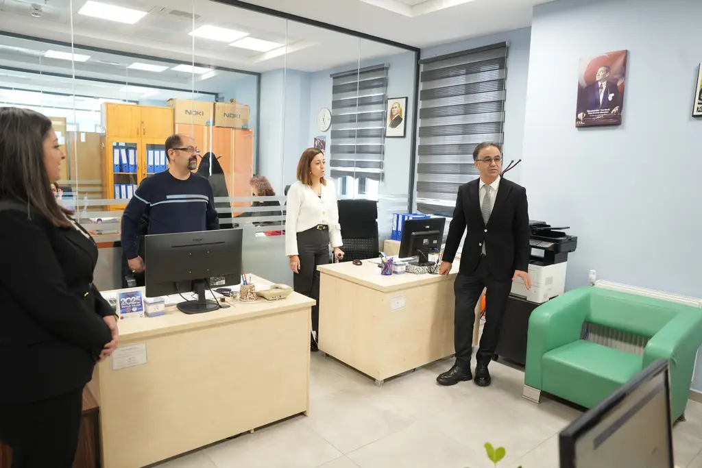 İzmir İl Millî Eğitim Müdürü Dr. Ömer Yahşi, Tire’de eğitim çalışmalarını değerlendirdi