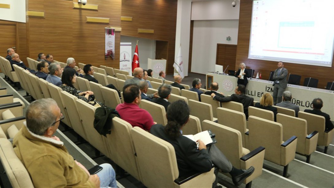 Bakan Özer şiddet çalıştayına katıldı